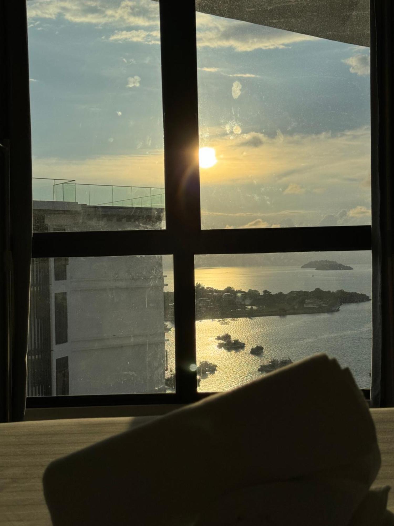 The Shore City Centre Sea View By Summerset Heavenz * Kota Kinabalu